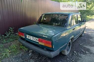 Седан ВАЗ / Lada 2107 1992 в Покровске