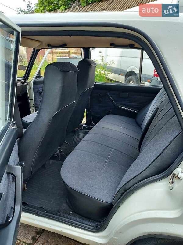 Седан ВАЗ / Lada 2107 1991 в Бердичеве