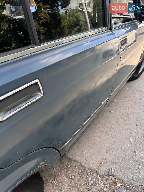Седан ВАЗ / Lada 2107 2004 в Одессе