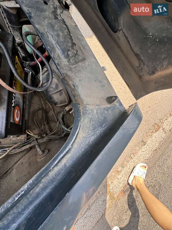 Седан ВАЗ / Lada 2107 2004 в Одессе