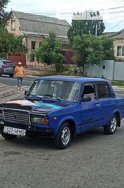 Седан ВАЗ / Lada 2107 1990 в Гостомелі