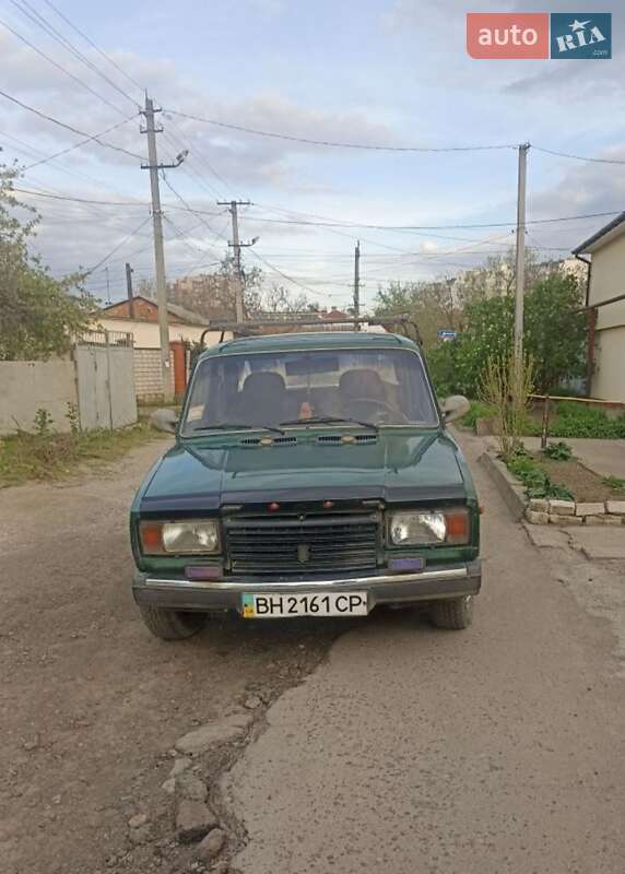 Седан ВАЗ 2107 1996 в 