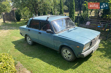 Седан ВАЗ / Lada 2107 2003 в Рожнятові