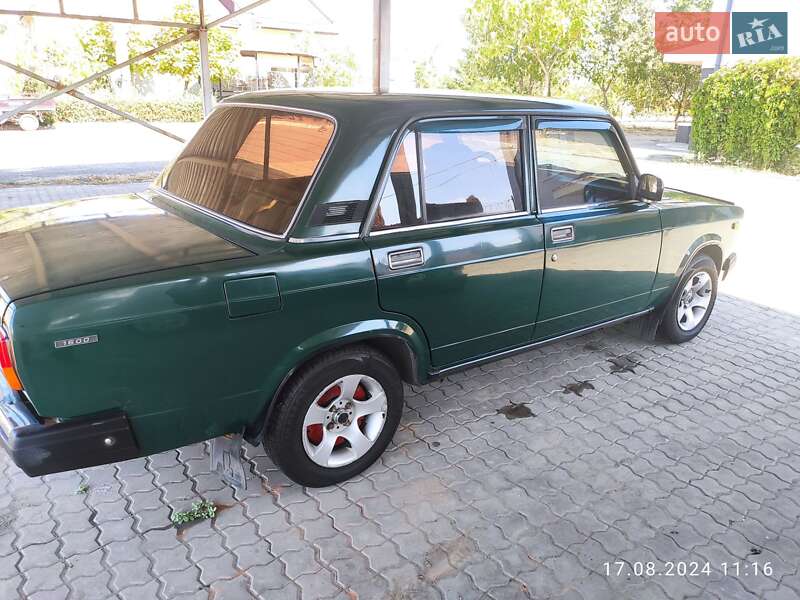 Седан ВАЗ / Lada 2107 2002 в Миколаєві