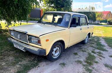 Седан ВАЗ / Lada 2107 1990 в Миронівці