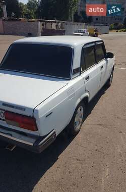 Седан ВАЗ 2107 2002 в 