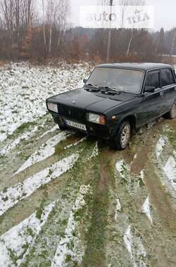 Седан ВАЗ / Lada 2107 1993 в Чернівцях