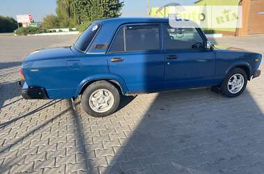 Седан ВАЗ / Lada 2107 2004 в Дунаевцах