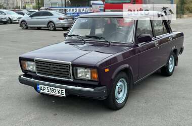 Седан ВАЗ / Lada 2107 2004 в Запорожье