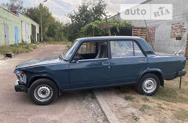 Седан ВАЗ / Lada 2107 2003 в Шостке