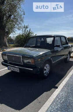 Седан ВАЗ / Lada 2107 2000 в Броварах