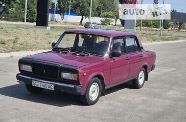 Седан ВАЗ / Lada 2107 2001 в Днепре