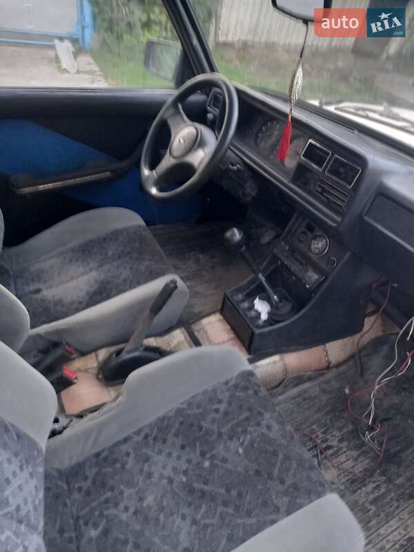 Седан ВАЗ / Lada 2107 1992 в Балті