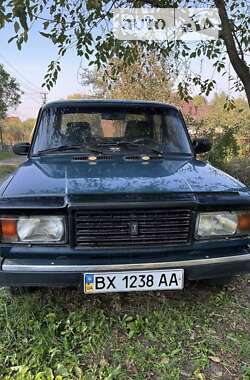 Седан ВАЗ / Lada 2107 2001 в Хмельницькому