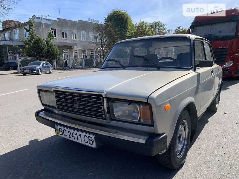 Седан ВАЗ / Lada 2107 2007 в Львове