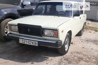 Седан ВАЗ / Lada 2107 1989 в Киеве