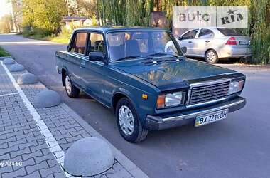 Седан ВАЗ / Lada 2107 1996 в Хмельницькому