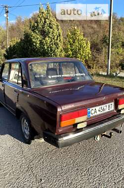 Седан ВАЗ / Lada 2107 2005 в Тальном