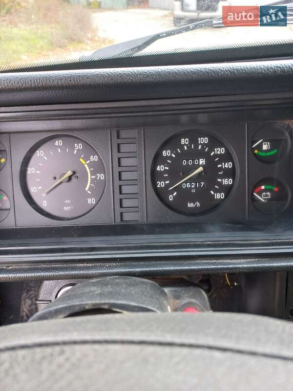 Седан ВАЗ / Lada 2107 2005 в Дніпрі