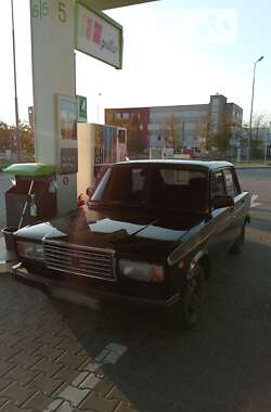 Седан ВАЗ / Lada 2107 2004 в Василькове