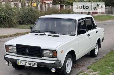 Седан ВАЗ / Lada 2107 1996 в Запорожье