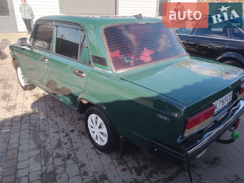 Седан ВАЗ / Lada 2107 1998 в Рокитному