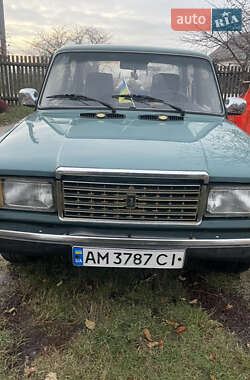 Седан ВАЗ / Lada 2107 2004 в Житомире