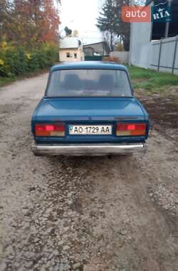 Седан ВАЗ / Lada 2107 2004 в Ужгороді