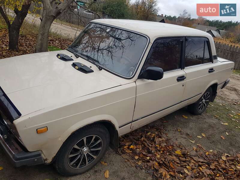 Седан ВАЗ / Lada 2107 1987 в Сумах фото 5 Седан ВАЗ / Lada 2107 1987 в Сумах