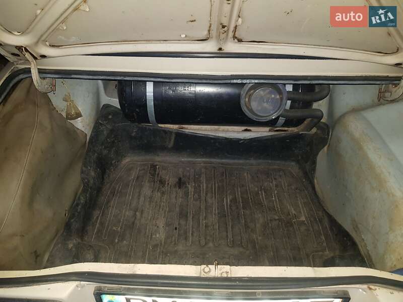 Седан ВАЗ / Lada 2107 1987 в Сумах фото 7 Седан ВАЗ / Lada 2107 1987 в Сумах