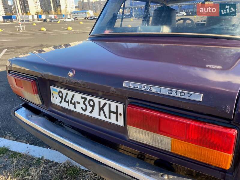 Седан ВАЗ / Lada 2107 2002 в Киеве фото 5 Седан ВАЗ / Lada 2107 2002 в Киеве