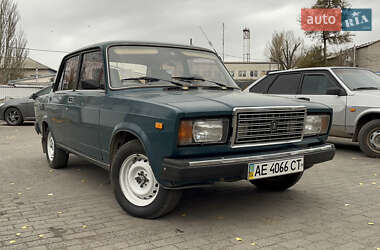 Седан ВАЗ / Lada 2107 1998 в Апостолово