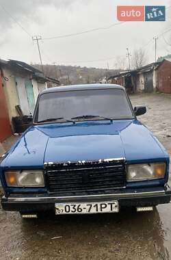 Седан ВАЗ / Lada 2107 2004 в Мукачево