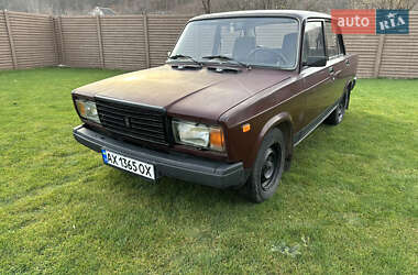 Седан ВАЗ / Lada 2107 2005 в Харкові