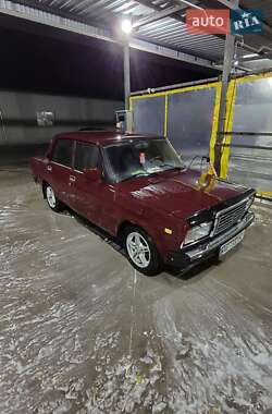 Седан ВАЗ / Lada 2107 2007 в Павлограде