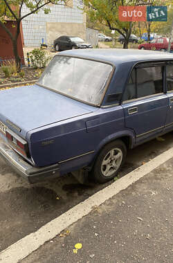 Седан ВАЗ / Lada 2107 2003 в Черкасах