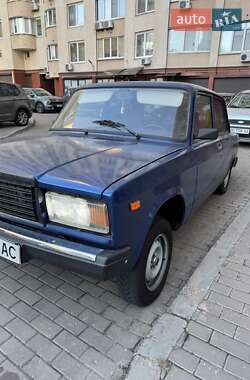 Седан ВАЗ / Lada 2107 2008 в Киеве