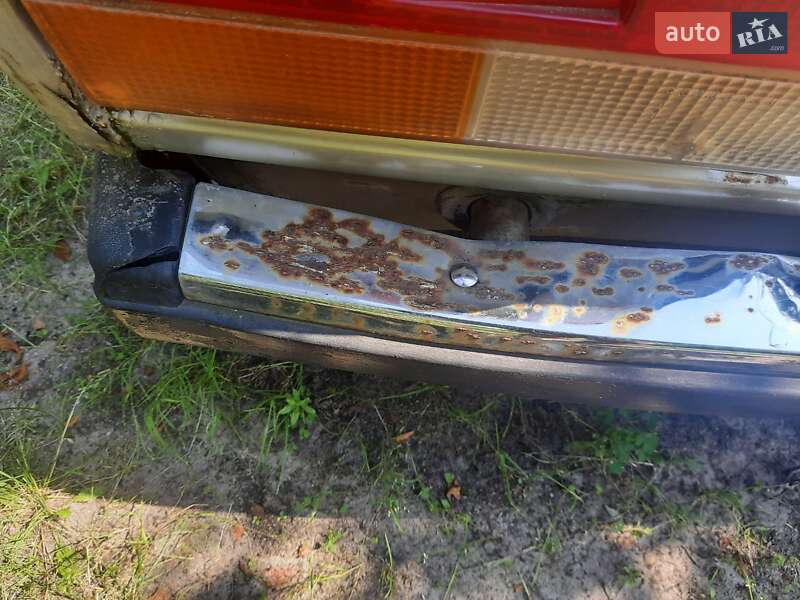Седан ВАЗ / Lada 2107 2006 в Киеве