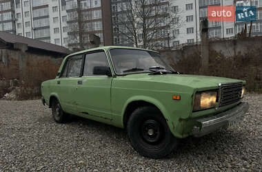 Седан ВАЗ / Lada 2107 1983 в Ивано-Франковске