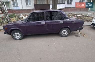 Седан ВАЗ / Lada 2107 2004 в Запорожье