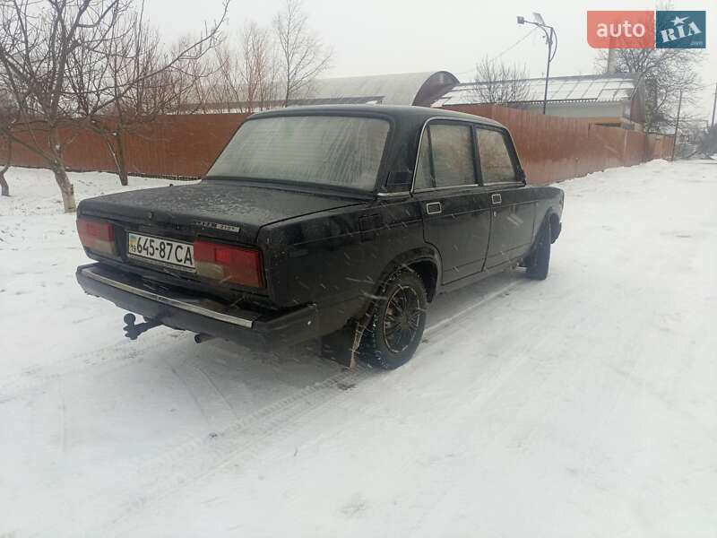 Седан ВАЗ / Lada 2107 1992 в Охтирці