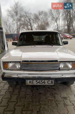 Седан ВАЗ / Lada 2107 2000 в Дніпрі