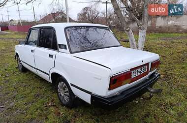 Седан ВАЗ / Lada 2107 1987 в Бару