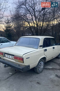 Седан ВАЗ / Lada 2107 1985 в Жидачове