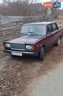 Седан ВАЗ / Lada 2107 2009 в Киеве