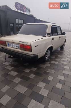 Седан ВАЗ / Lada 2107 1990 в Полтаві