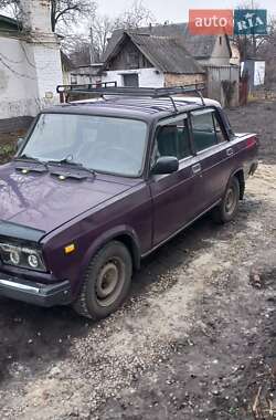 Седан ВАЗ / Lada 2107 2002 в Золотоноше