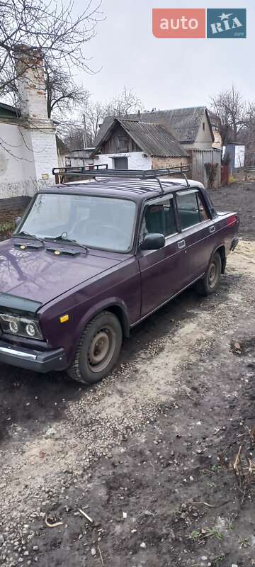 Седан ВАЗ / Lada 2107 2002 в Золотоноше