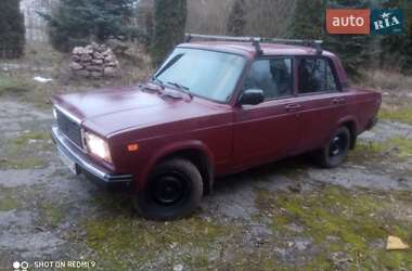 Седан ВАЗ / Lada 2107 2002 в Зборове