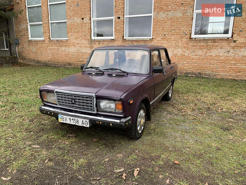 Седан ВАЗ / Lada 2107 2002 в Жмеринці